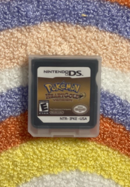 Best Buy: Pokemon HeartGold Version — PRE-OWNED 4549674064