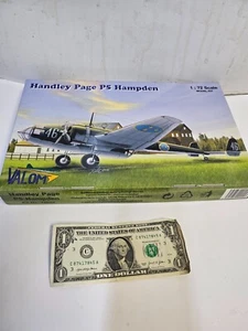 Valom Handley Page P5 Hampden 1/72 045 - Completo - Senza decalcomanie - Foto 1 di 3