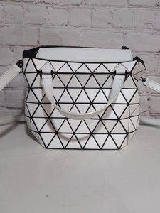 BAO BAO ISSEY MIYAKE White Crystal Matte 2 Way Bag NWOT $1545 MSRP - Picture 1 of 18
