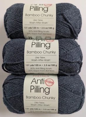Premier Anti Pilling Bamboo Chunky Yarn - #1085-13 蓝莓派 - 3 个全新骨架 — 第 1/3 张图片