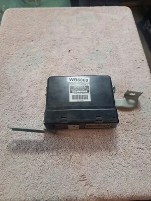 Módulo de control de velocidad Toyota Camry Lexus ES300 1992-1995 88240-33010 1993 OEM  Foto 1 de 3