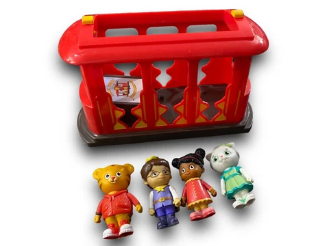 Daniel Tiger & Friends 4 Figures Trolley Trolly PBS Cover
