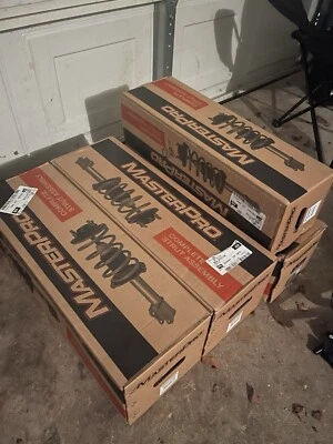 Complete Strut Assembly for 2005 Toyota Camry Le Brand New  - Image 1 of 4