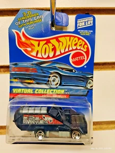 Hot Wheels Virtual Collection Recycling Truck - Picture 1 of 3