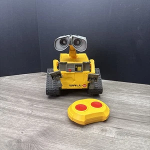 Disney Pixar HELLO WALL-E Telecomando Robot Interattivo Giocattolo con Luci e Suoni - Foto 1 di 6
