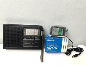 Radio Nacional Panasonic 5Bandas, Modelo Nº RF-788 con Cubierta Protectora, Funciona. - Imagen 1 de 9