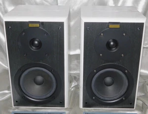 Jamo Cornet 40III bookshelf speakers pair - Picture 1 of 6