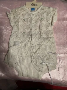 Baby 6-9 Whaithe Netting - Picture 1 of 8