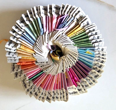 Lote 53 Madejas Bordadas Cinta Bucilla 100% Seda 3 Yardas Nuevas + 20 Abiertas Todos los Colores Foto 1 de 4