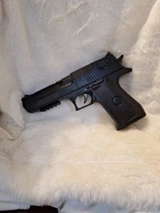Black Plastic Display Toy Pistol Gun No Clip Play Toy - Picture 1 of 6