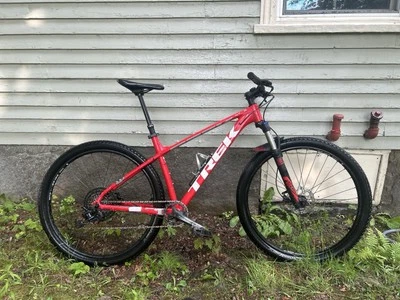 Trek Marlin 6 (Large) Upgraded (read description) Dropper, 1x Drivetrain, Tires  - Image 1 of 4