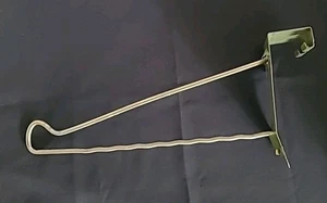 Percha de ropa retro vintage retro para almacenamiento y organización de abrigo con gancho de metal - Imagen 1 de 15