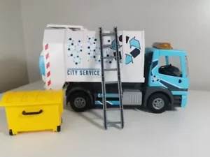 Playmobil 70885 Bin Wagon City Life Refuse Garbage Truck Recycling Bins - Picture 1 of 16