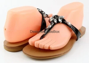 $150 JOAN & DAVID KALYNDA Black Patent Leather Designer Jeweled Thong Sandals 10 - Picture 1 of 4