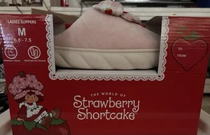 The World Of Strawberry Shortcake Ladies Slippers! Medium Size(6.5 -7.5) - Picture 1 of 6