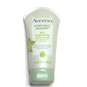 Aveeno Naturals Positively Radiant Daily Scrub - Picture 1 of 2