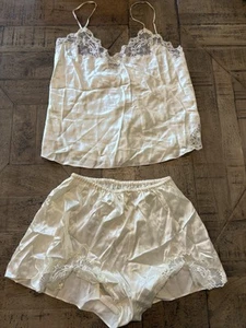 Conjunto Cami Patricia Fieldwalker De Colección Adagio Bergdorf Goodman Seda Encaje Marfil - Imagen 1 de 3
