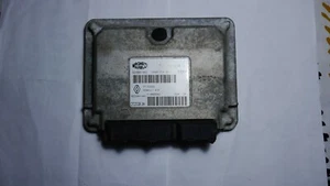 RENAULT ECU 8200641490 - Foto 1 di 2