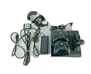 Pacchetto console videogiochi Microsoft Xbox 360 Elite TESTATO e FUNZIONANTE - Foto 1 di 10