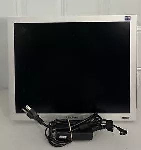 Samsung Syncmaster 193P 19” LCD Monitor - Picture 1 of 11