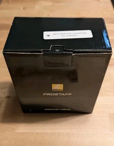 Binoculares negros impermeables Nikon PROSTAFF P7 10x42  - Imagen 1 de 4