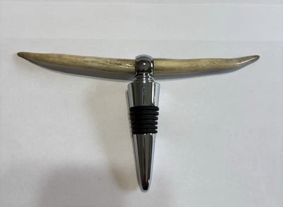 Tapón de botella de vino artesanal hecho a mano Texas Longhorn tono plata  Foto 1 de 4