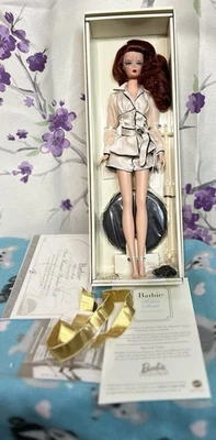 Barbie Silkstone 2004 💜 SUITE RETREAT 💜 Muñeca ~ Oro ~ G8078 ~ Sin usar, en caja original Foto 1 de 4