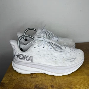 Hoka One One Clifton 9 Damen-Laufschuhe Größe 8 B weiß/grau - Bild 1 von 7