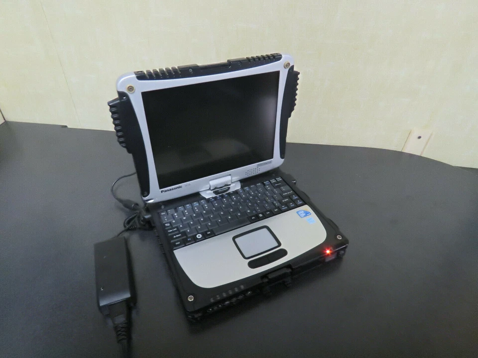 TOUGHBOOK CF-19 MK4 CORE i5 ✓ 250GB ✓ 2GB ✓ TOUCHSCREEN ✓ USB ✓ GOBI ✓ GPS ✓ W7  - Image 1 of 4