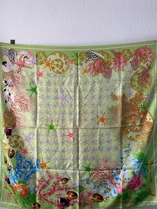 Vtg GIANNI VERSACE GREEN STARFISH PRINT SILK SCARF - Picture 1 of 9