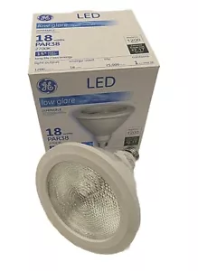 General Electric GE LED Low Glare Dimmable 18 Watt Floodlight 1550 Lumens - Picture 1 of 7