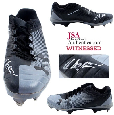 💥Aroldis Chapman💥 Signed Used Baseball Cleat Autograph Chicago Cubs WS Champ - Image 1 of 4