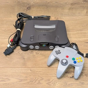 Paquete de sistema de consola Nintendo 64 N64 negro con controlador - Imagen 1 de 13