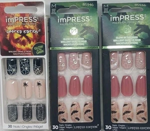 KISS SPECIAL DESIGN medium length fingernail new holloween 2 let me in,1 see you - Picture 1 of 1