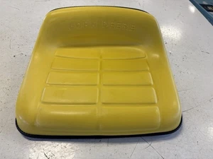 Minicargadora cortacésped John Deere asiento trasero bajo asiento trasero TY15861 575 A1C - Imagen 1 de 6