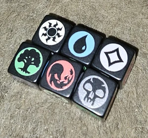 Floating Mana Dice for Magic the Gathering, 16mm, black, plastic - Picture 1 of 2