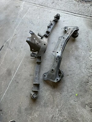 Submarcos delanteros + traseros BMW Z3M Roadster 1998-2000 33312228200 S52 E36 travesaño Foto 1 de 4