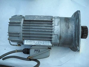 M93 FUJI GEARED MOTOR MGA42A002S0301 30:1 gearbox 6117603 ys474588-4 - Picture 1 of 4