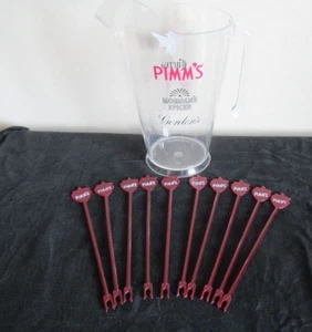 PIMMS ~ KUNSTSTOFFKANNE MIT 10 PIMMS RÜHRSTÄBCHEN - Bild 1 von 4