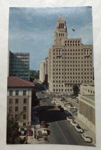 Mayo Clinic Buildings Rochester, Minnesota. Postcard (V1) - Picture 1 of 2