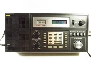 RADIO AM/FM RÉALISTE DX-400, FONCTIONNE MAIS ÉCRAN LCD IMPARFAIT, LIRE DESCRIPTION - Photo 1/8