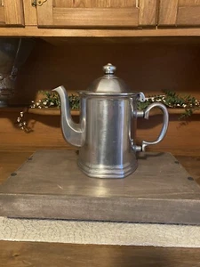 "Cafetera hexagonal grande Wilton Armetalle peltre hueco morera colina 9,5" - Imagen 1 de 12