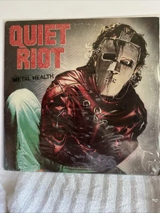 QUIET RIOT "Metal Health" LP Original 1983 Pasha FZ 38443 - Picture 1 of 2