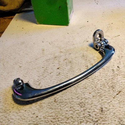 Tirador de puerta interior cromado Triumph Tr4 y Tr4a no completo...original Foto 1 de 2