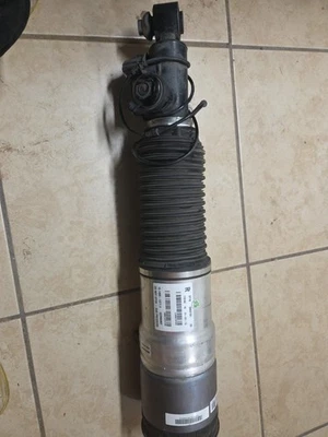 Rolls Royce Wraith 2010-2020, puntal de suspensión trasera izquierda genuino 3710 6862191  Foto 1 de 4