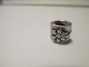 Authentic Retired Poinsettia Sterling Silver Charm, #790213 - Picture 1 of 2