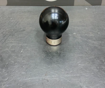 Mitsubishi Evolution X 2008 OEM perilla de cambio Cobb negro usado Foto 1 de 4