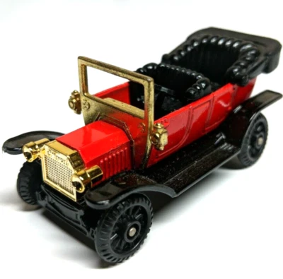 Carro Ford Tomica tipo T nº. F11-2 1977 vermelho feito no Japão 1:60 - Imagem 1 de 4