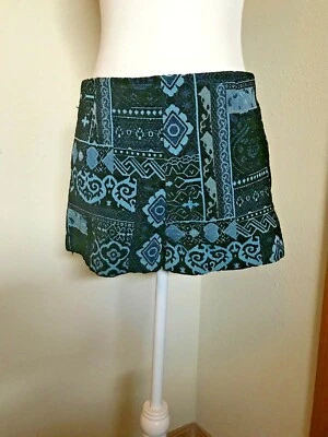Urban Outfitters Ecote Sz 2 Back Zipper Velvet Floral Paisley Boho Shorts Blue - Image 1 of 4