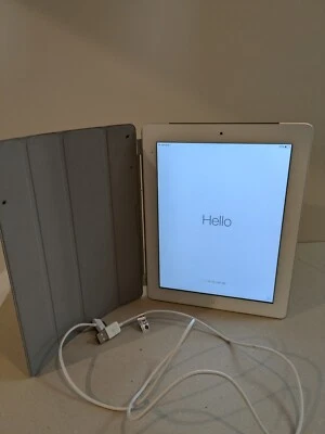 Apple iPad 2 16GB, Wi-Fi - White - Image 1 of 3